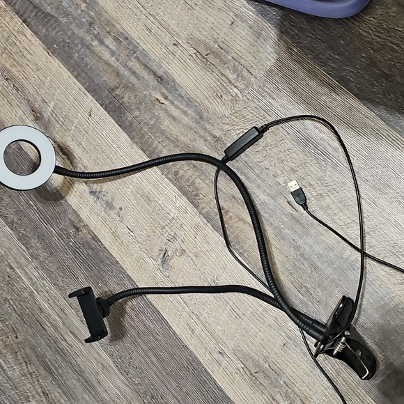 LED Ring Light - Picture 5 of 9